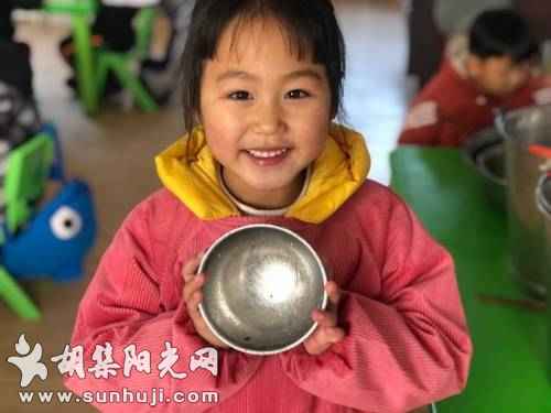 胡集镇机关幼儿园开展“美好‘食’光”系列活动