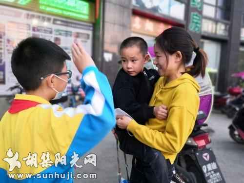 “百年荣光，献礼有我”，荆襄东区小学在行动